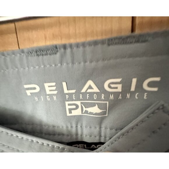 Mens Pelagic Mako Hybrid Fishing Shorts Light Gray blue Size 38 EUC - Picture 5 of 8